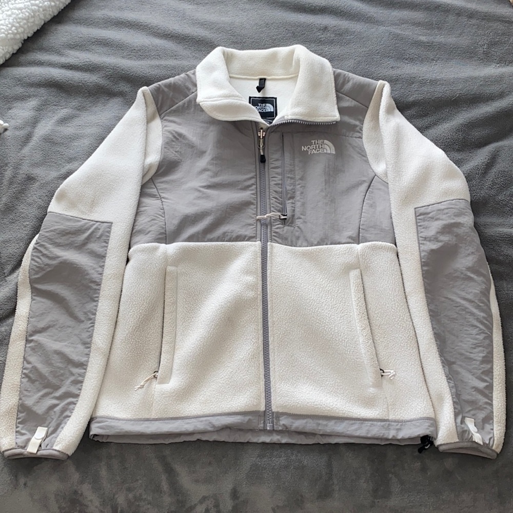 The North Face Jacket! White, XS